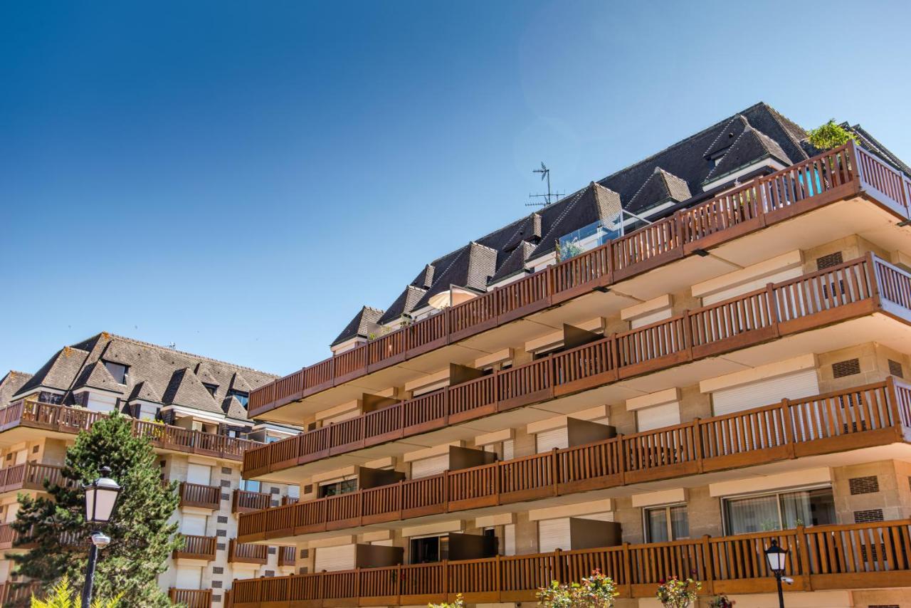 Le Deauvilla - Duplex Penthouse Vue Mer Deauville Exterior photo